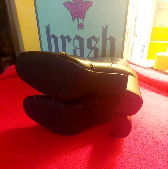 Brash Boots - Picture 5 of 5